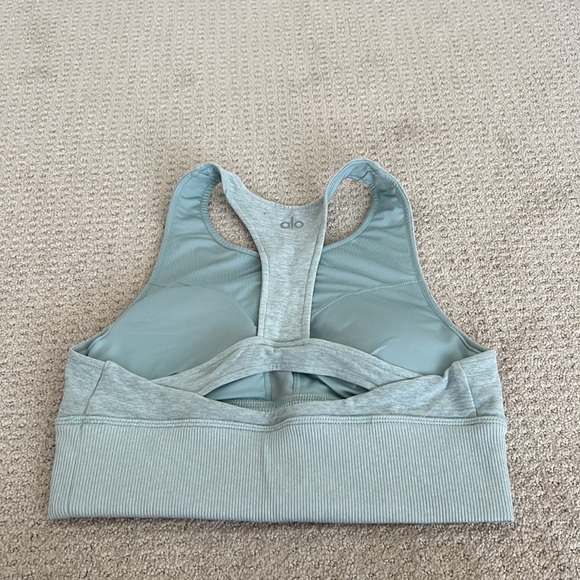 Alo Sports Bra Seafoam Green Color - Picture 4 of 7